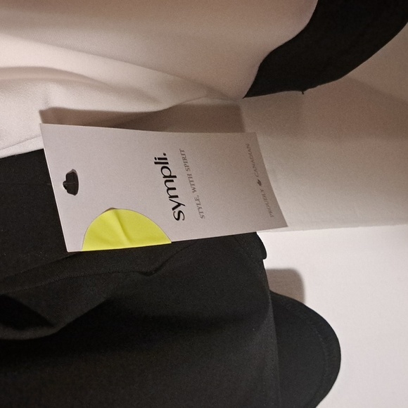 NWT Sympli Black Tunic With White Cuffs Retails $200 - Picture 3 of 3